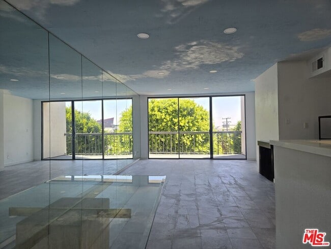 Photo - 8535 W Knl Dr Condo Unit 301