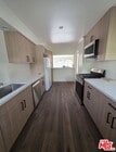 Photo - 13830 Burbank Blvd Unit B