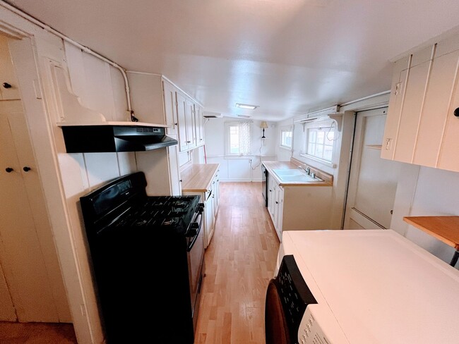 Photo - Adorable 2BR / 1BA House in North Pacific Beach