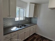 Photo - 1309 S Woods Ave Townhome