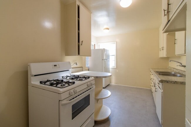 Photo - 449 N Euclid Ave