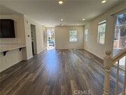 Photo - 5945 Silveira St
