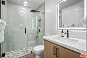 Photo - 1083 Montauk Ln