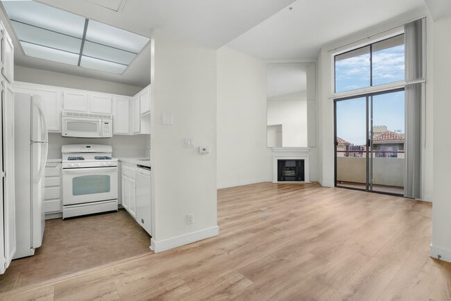 Photo - Ashton Towers