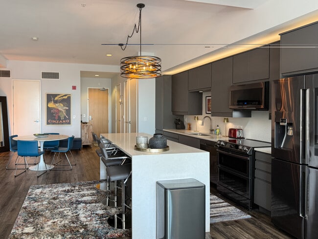 Photo - 350 W Ash St Unit 1009