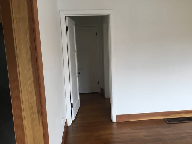 Photo - 2607 S Barrington Ave Unit 2607 1