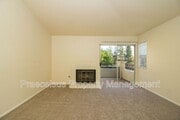 Photo - 2023 Lakeridge Cir Unit #203