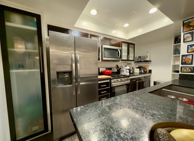 Kitchen - 2700 Cahuenga Blvd E Unit Cahuenga Hills Condo