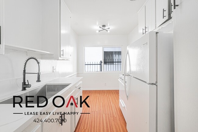 Photo - 439 S Catalina St Unit 4