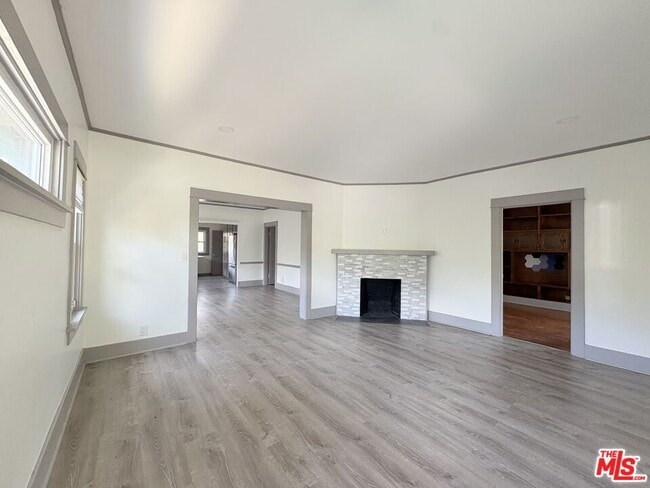 Photo - 613 N Lucerne Blvd