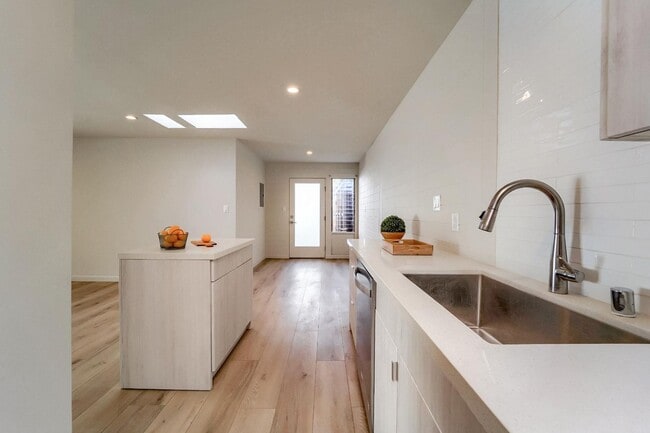 Photo - 2708-2710 2nd Street Unit 2710 1/2 2nd St