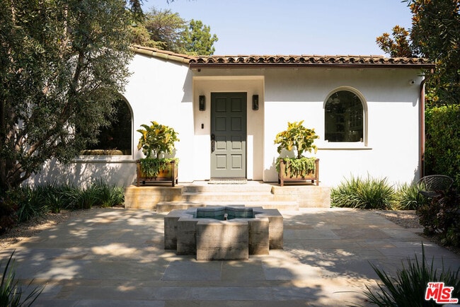 Photo - 3787 Glenfeliz Blvd