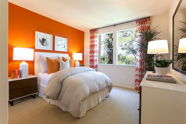 Photo - Newport Bluffs Apartment Village