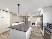 Photo - Newly Remodeled 3B 2BA Home w/ Putting Gre...