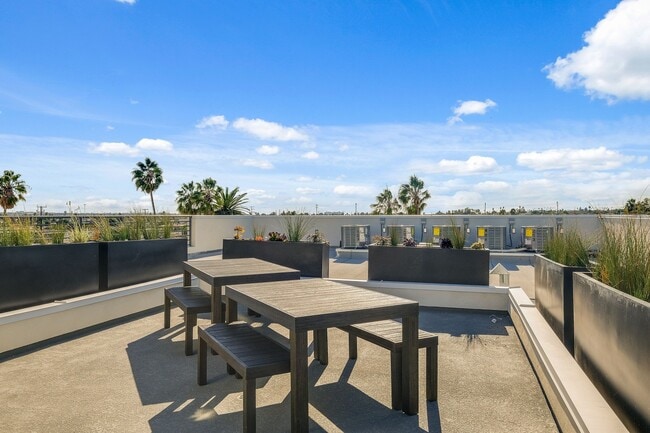 Photo - 3743 Midvale Ave Unit 103