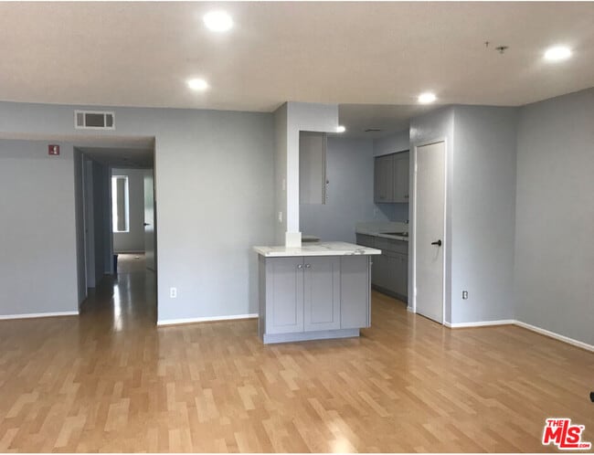 Photo - 10282 Tujunga Canyon Blvd Unit 103