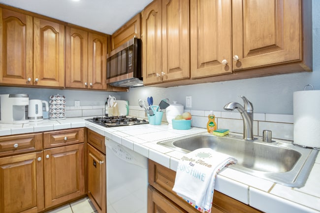 Photo - 247 N Sandpiper Cir