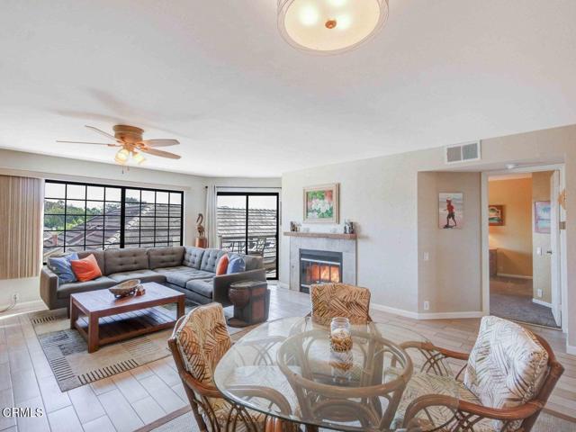 Photo - 716 Island View Cir