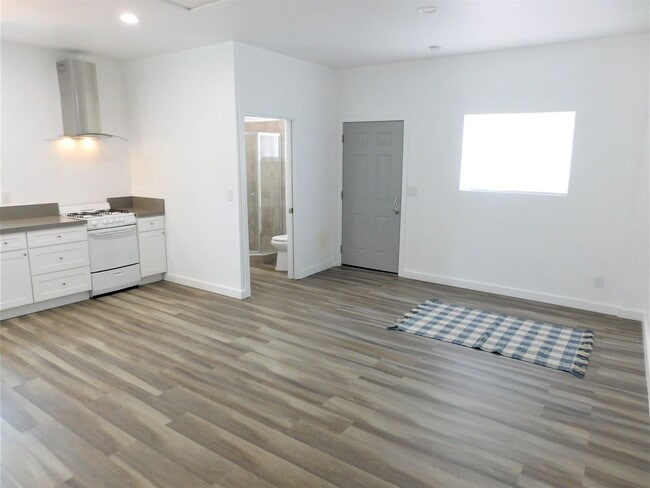 Photo - 7353 Quartz Ave