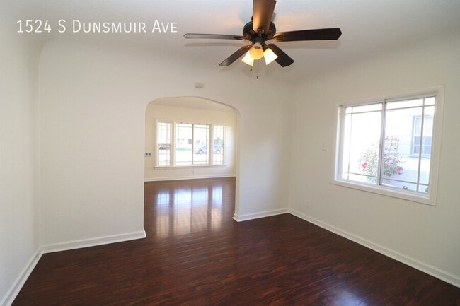 Photo - 1524 S Dunsmuir Ave
