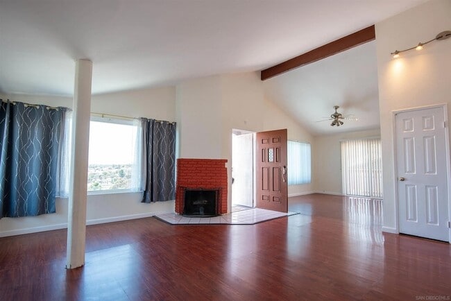 Photo - 1319 Grand Ave