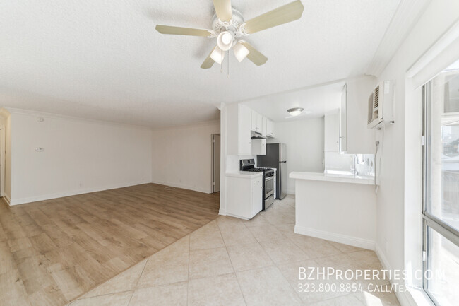 Building Photo - 7540 Hampton Ave Unit 105 Rental