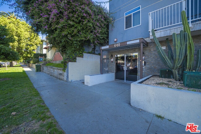 Building Photo - 440 S Occidental Blvd Unit 204