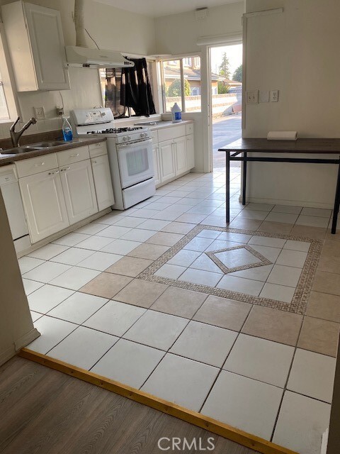 Photo - 5611 Temple City Blvd