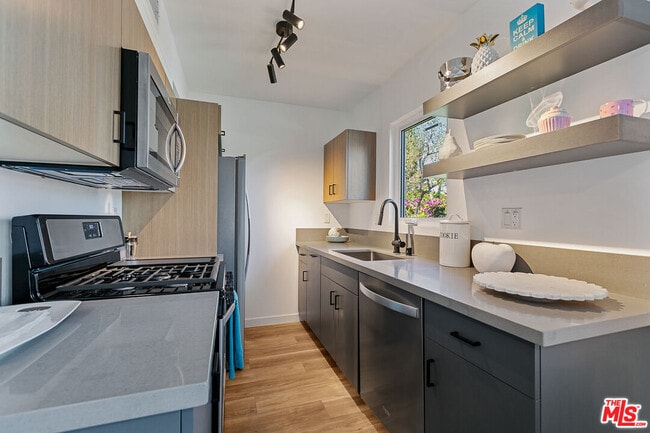 Photo - 2922 Hauser Blvd Unit 3