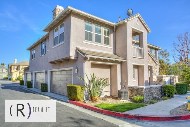 Building Photo - A Stunning Two-Story 2 Bed 2 Bath Home near Victoria Gardens