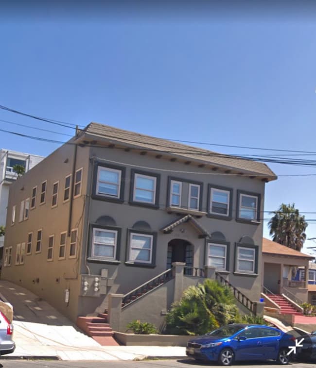 Building Photo - 2245 Curlew St Rental