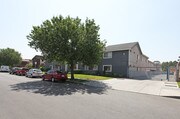 11120 Arminta St - Maui Apartments