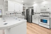 Photo - LAKE VIEW in LA! Majestic townhouse with high ceilings, three patios and lake view!