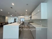 Photo - 5735 Saloma Ave