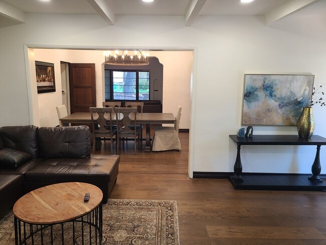 Photo - 359 Heather Heights Ct