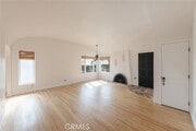 Photo - 912 8th Pl House