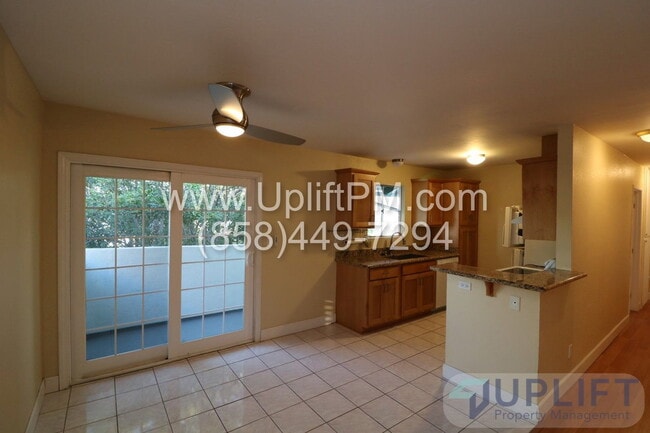 Building Photo - 4734 35th St Unit Apt 1