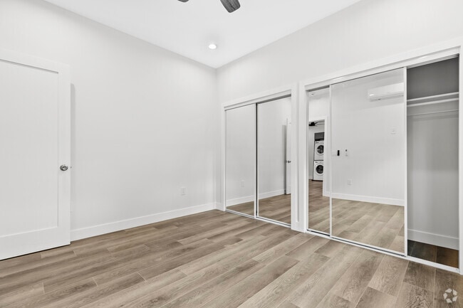 Building Photo - 6519 Coldwater Canyon Ave Rental