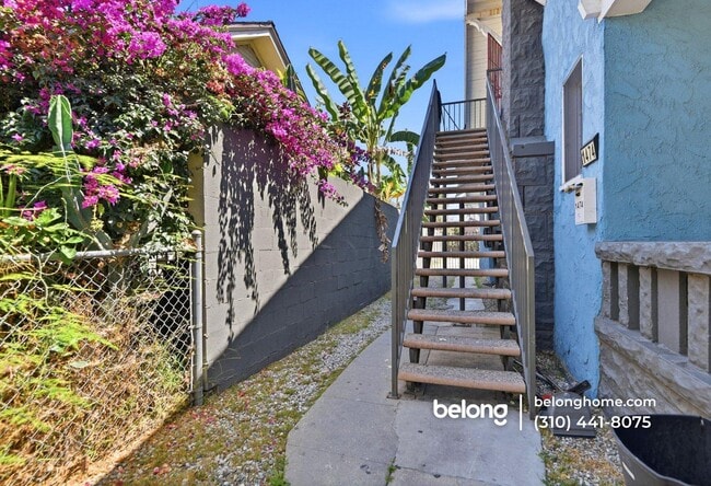 Photo - 1474 W Vernon Ave Unit 3
