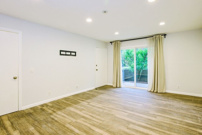Photo - Discover this well-appointed 2-bedroom, 2-bath condo in Lake Forest