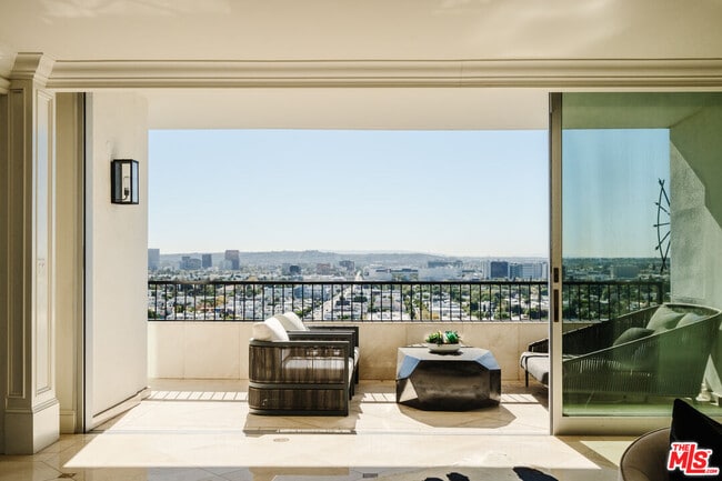 Photo - 1100 Alta Loma Rd Unit 1405