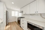 Photo - 1090 Loma Dr