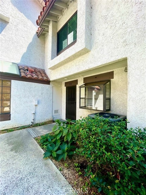 Building Photo - 308 Maui Dr Rental