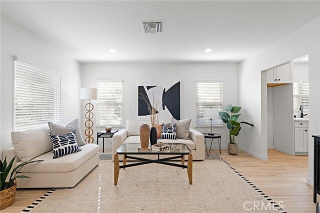 Photo - 267 Olive St