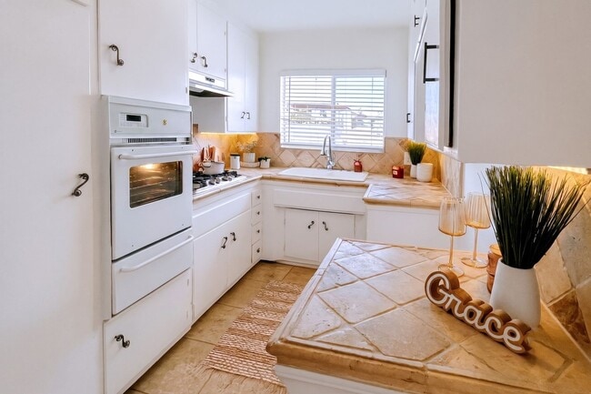Photo - 216 S Gale Dr
