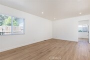 Photo - 247 E Laurel Ave Townhome