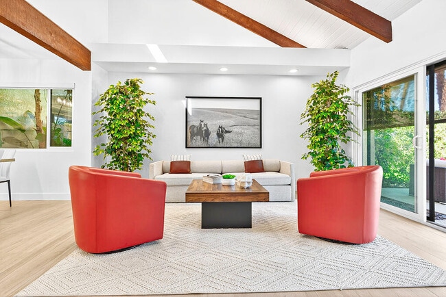 Photo - 352 Forest Hills Dr