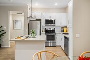 1BR, 1BA - 724SF - Kitchen - Amerige Pointe