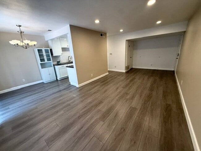 Photo - 1480 W Lambert Rd Unit 300