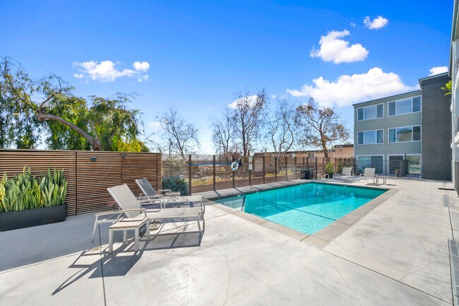 Photo - Skyview Apartments